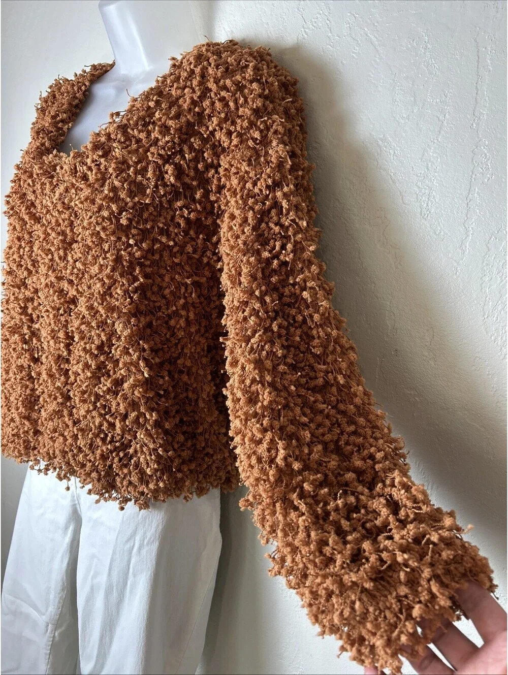 Mine Sweater Womens Medium Camel Fuzzy V Neck Popcorn Knit Boho Pullover